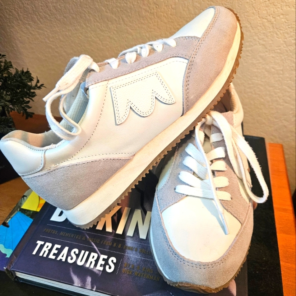 Birdies Cream and Gray Sneakers